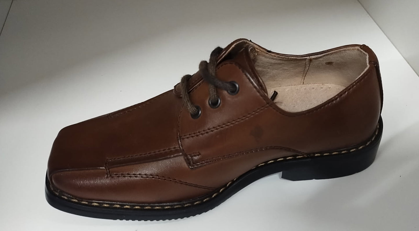 Shoes FG700