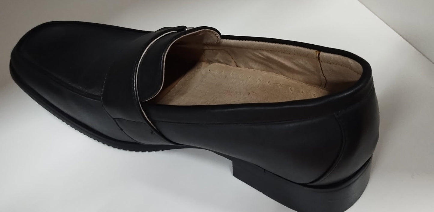 Shoes FG709