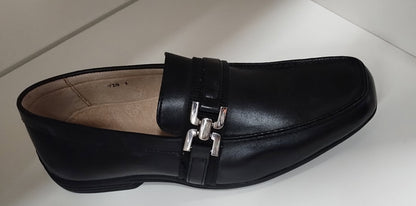 Shoes FG720