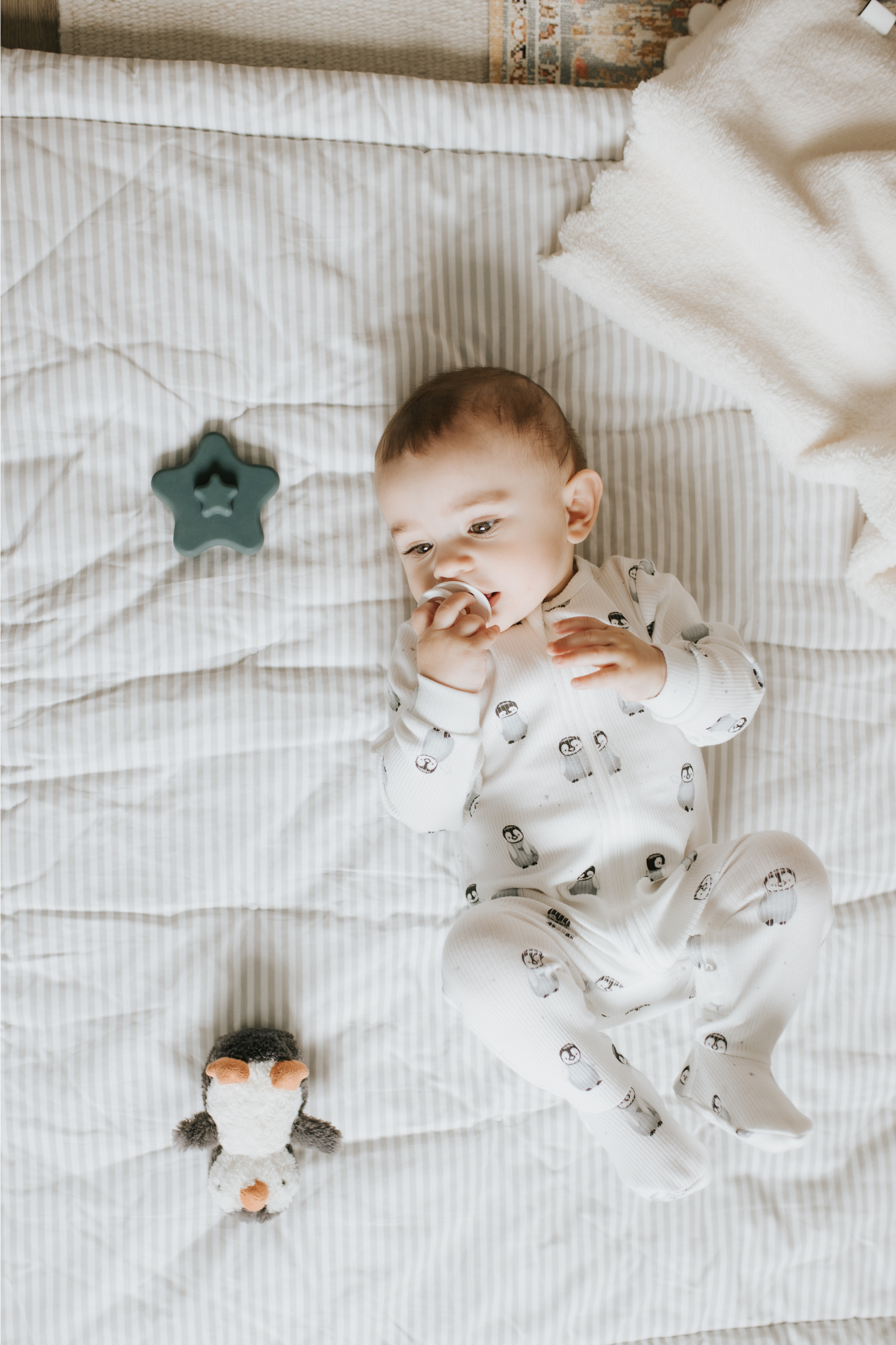 Penguin  Footed Sleeper